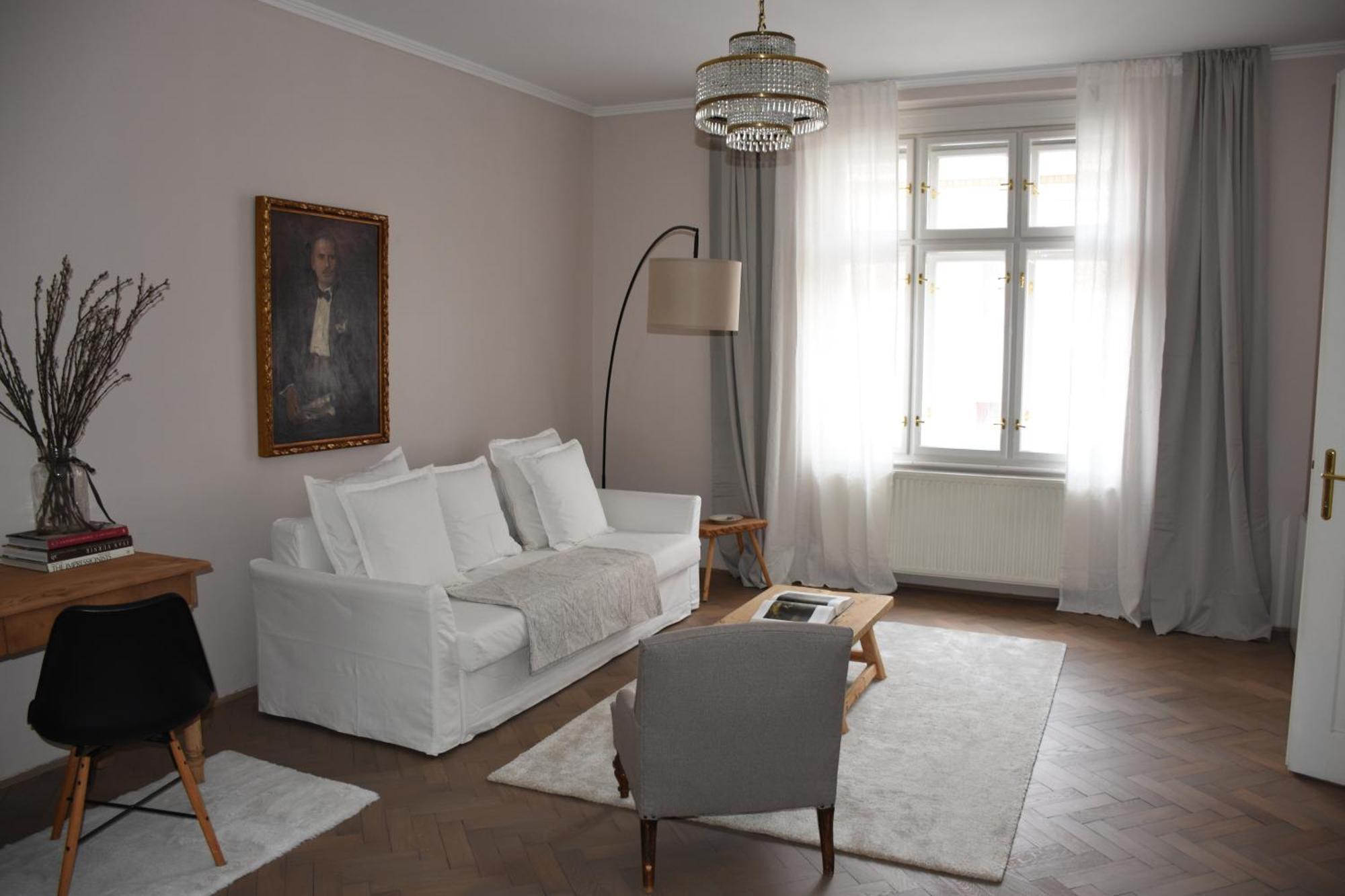 Center Marvel Apartment Ljubljana Bagian luar foto